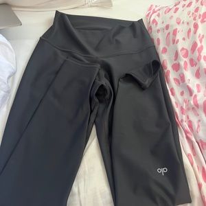 Alo leggings